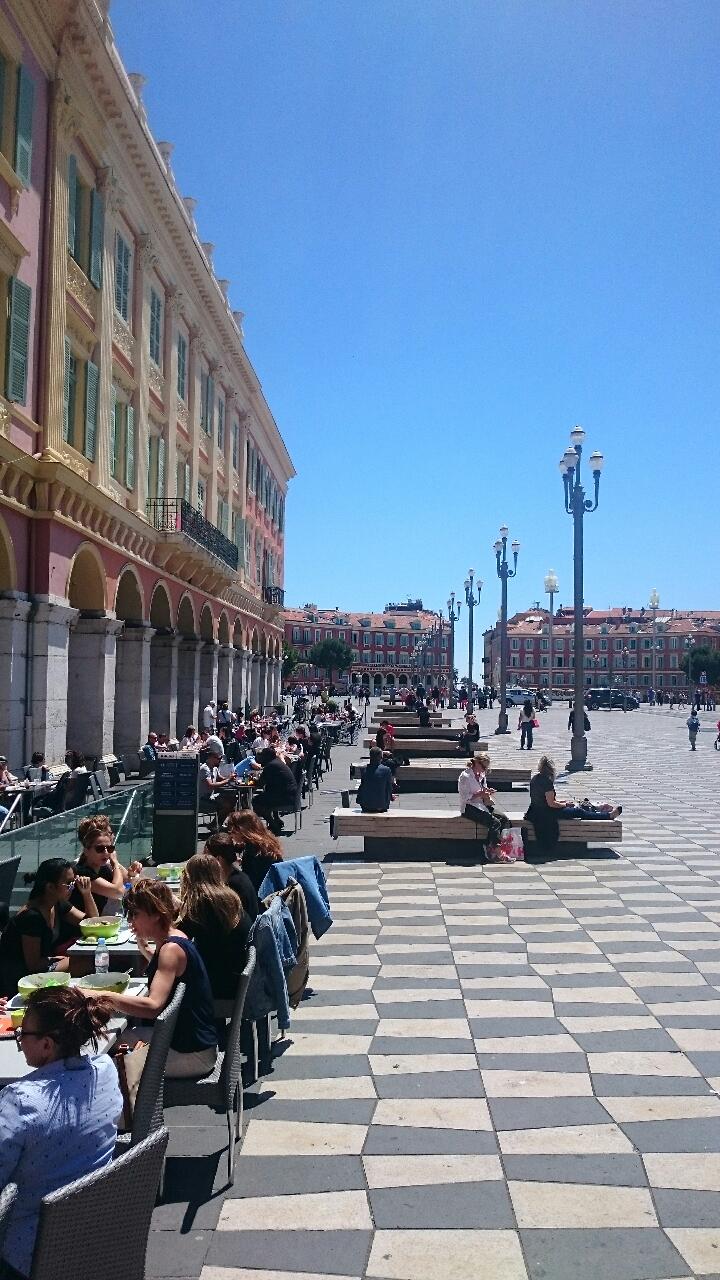 Nizza, Place Masséna heute Morgen. Foto: Kassandra.